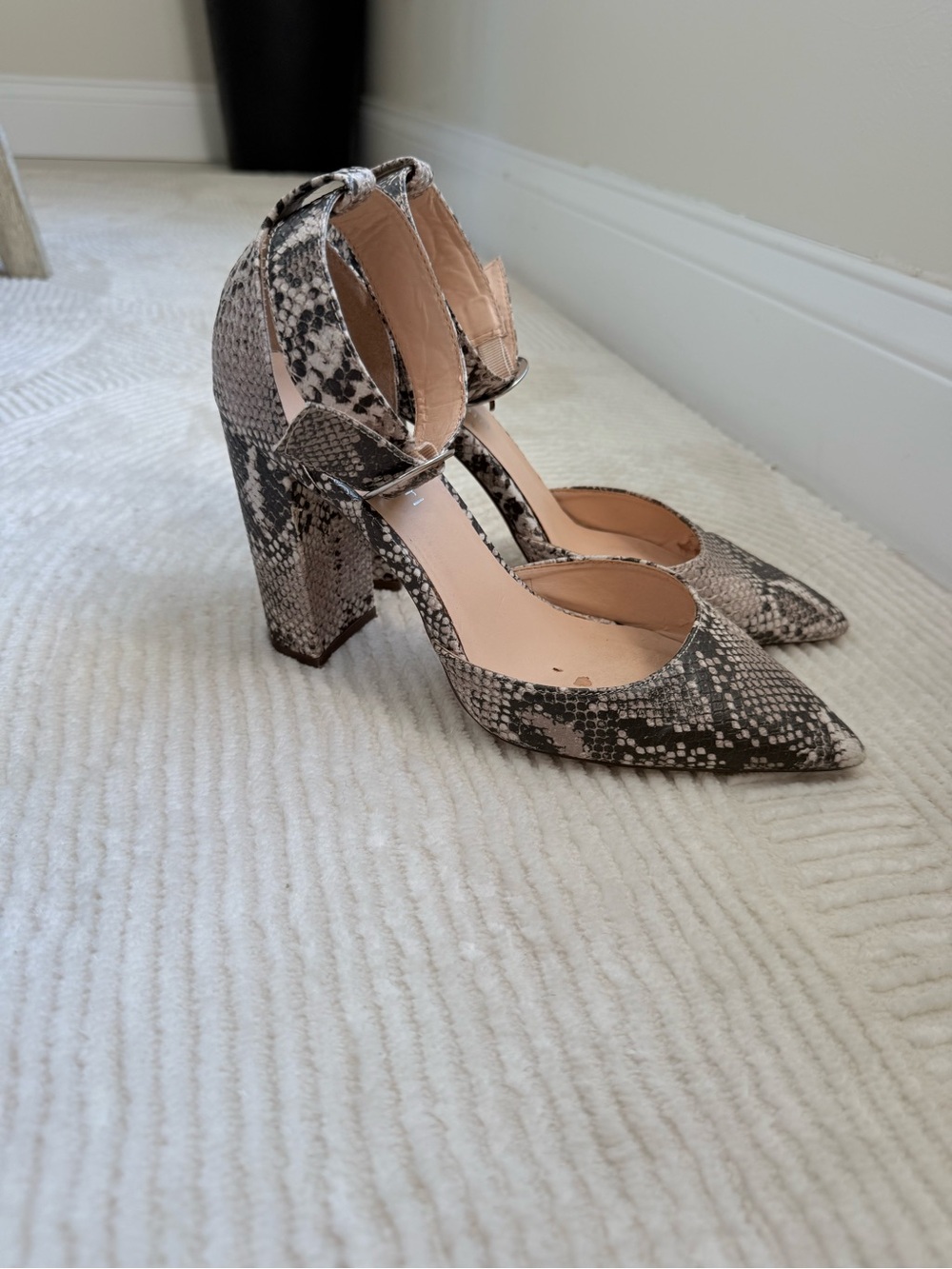 Snake Print Pointed-Toe Block Heel Pumps - Neutral